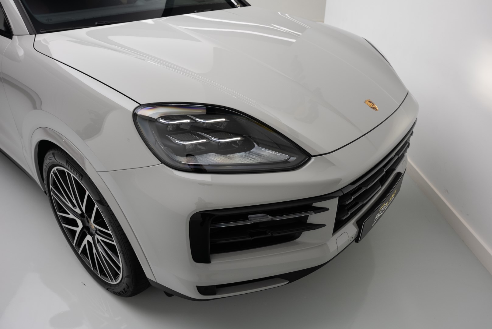 2024 PORSCHE CAYENNE S COUPE. HIGH SPECS WITH DEALER WARRANTY